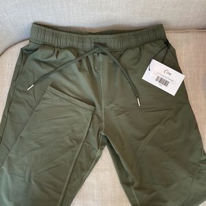 Zyia Olive Everywhere Pants